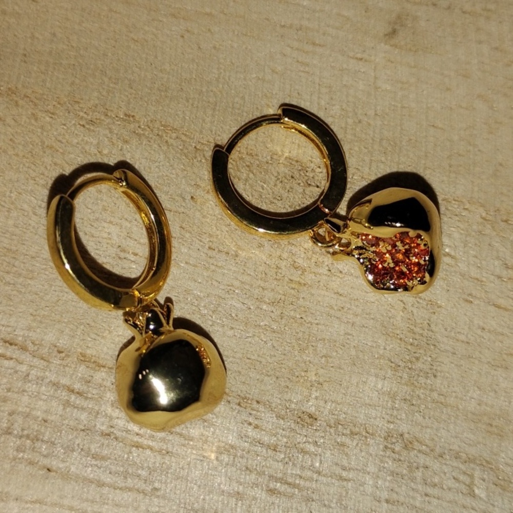 18 K Gold Plated Pomegranate Earrings - Picture 3 of 5